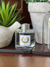 Load image into Gallery viewer, Lime Mandarin & Basil Diffuser