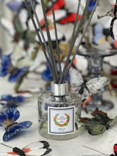 Load image into Gallery viewer, Lime Mandarin & Basil Diffuser