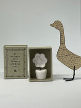 Load image into Gallery viewer, Match Box flower