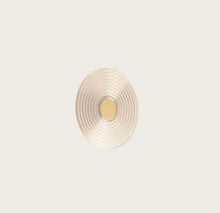 Load image into Gallery viewer, Glic wall light
