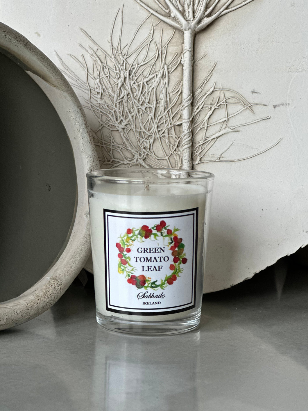 Green Tomatoe Leaf Travel Candle
