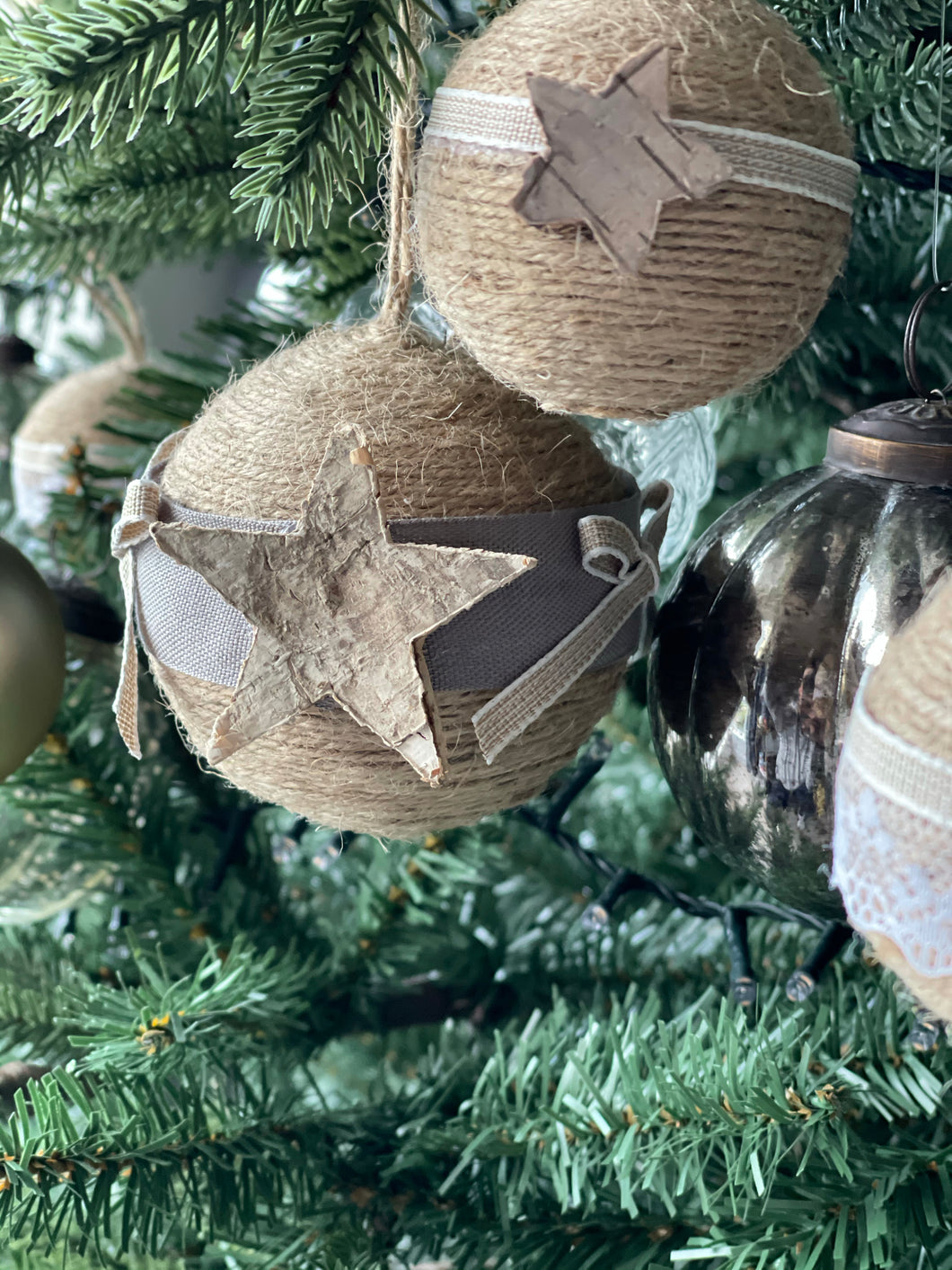 Wooden Star Jute Bauble decorations