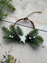 Load image into Gallery viewer, Handmade wreath
