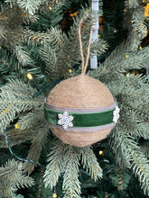 Load image into Gallery viewer, Jute Snowflake Bauble

