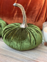 Load image into Gallery viewer, Handmade Velvet Pumpkins
