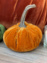 Load image into Gallery viewer, Handmade Velvet Pumpkins
